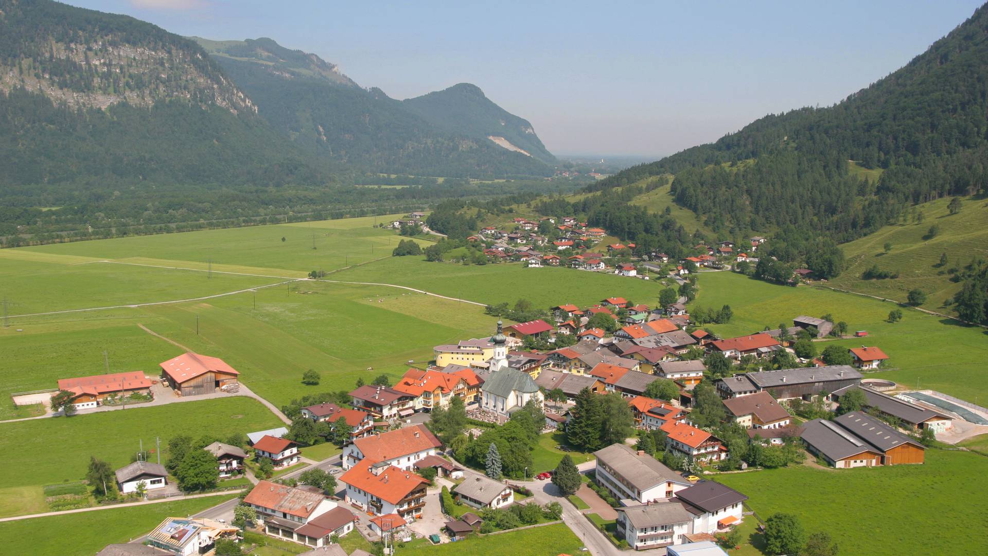 Blick ins Tal von Erl in Tirol